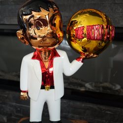 Custom Scar Face Holding World (The World Is Yours) Statue Sculpture