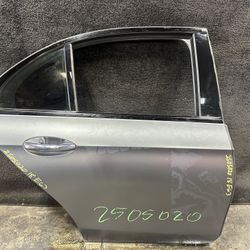 17-22 Mercedes Benz E63s AMG W213 Rear Right Passenger Door Assembly
