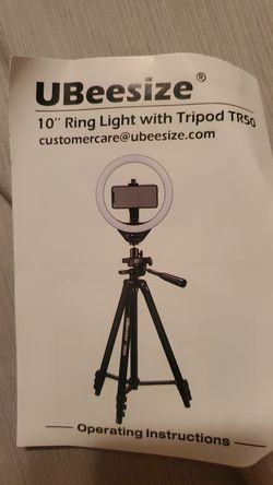 Selfie ring light with extendable tripod