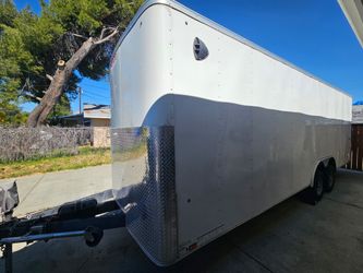 2020 Pace 24’ Box Trailer: Many Upgrades.