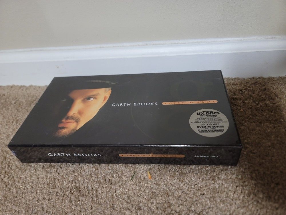 Garth Brooks Cd Boxset Limited Edition