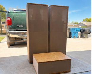 Vandersteen model 3 speakers