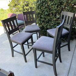 Tall chairs and table $100