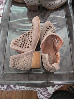 Jeffrey Campbell Size 6.5 ANKLE
