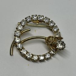 WOMENS RHINSTONE BROOCH VINTAGE TO FASHION 
