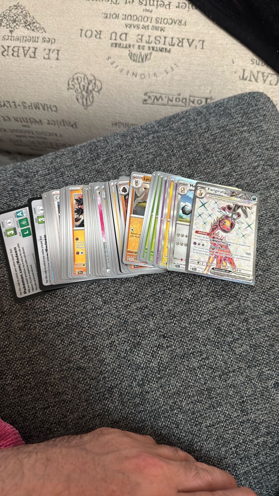 5 Packs Of New Pokémon Cards