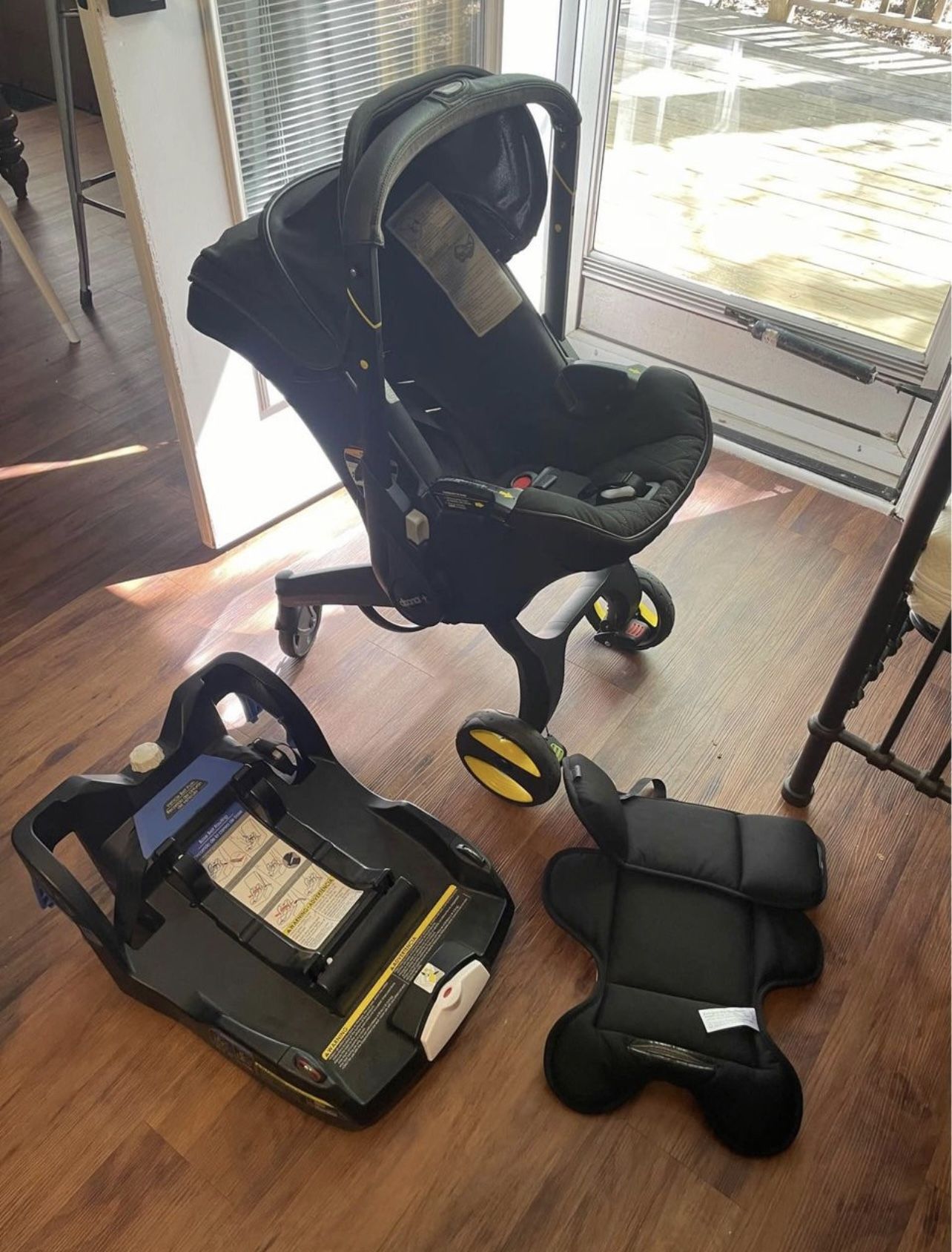 Doona Baby Seat Car Available For Sale