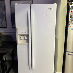 Whirlpool Refrigerator $170