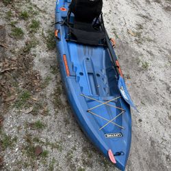LIFETIME TETON ANGLER 100 FISHING KAYAK