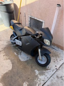 Pocket bike