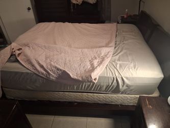 Queen Size Bed w/ Frame