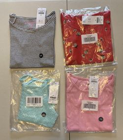 Girls 5/6 Abercrombie shirts lot New with tags