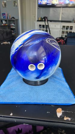 Storm Ice Bowling Ball