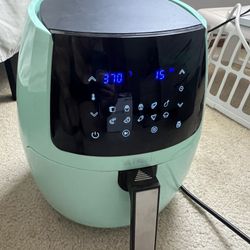 Ultrean 5.9 Qt Air Fryer! Almost Brand New !