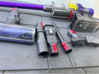 Dyson v10