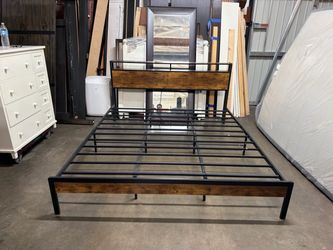 CAL King Gray Upholstered Platform Bed Frame