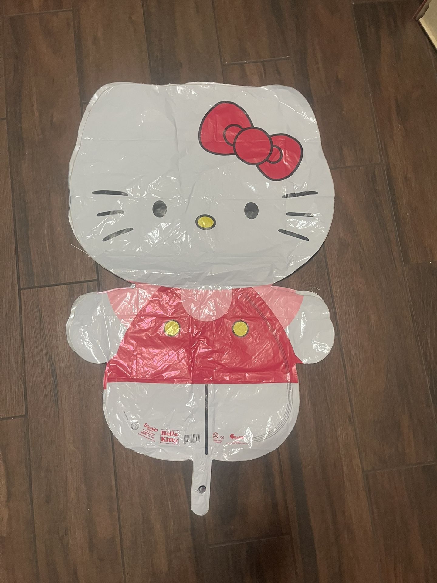 Hello Kitty Balloons / Helium Included .