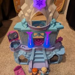 Disney Frozen Elsa’s Enchanted Lights Palace Little People Toddler Musical Playset