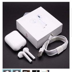 IPhone I7 Twins Wireless Earphone Headset with charger