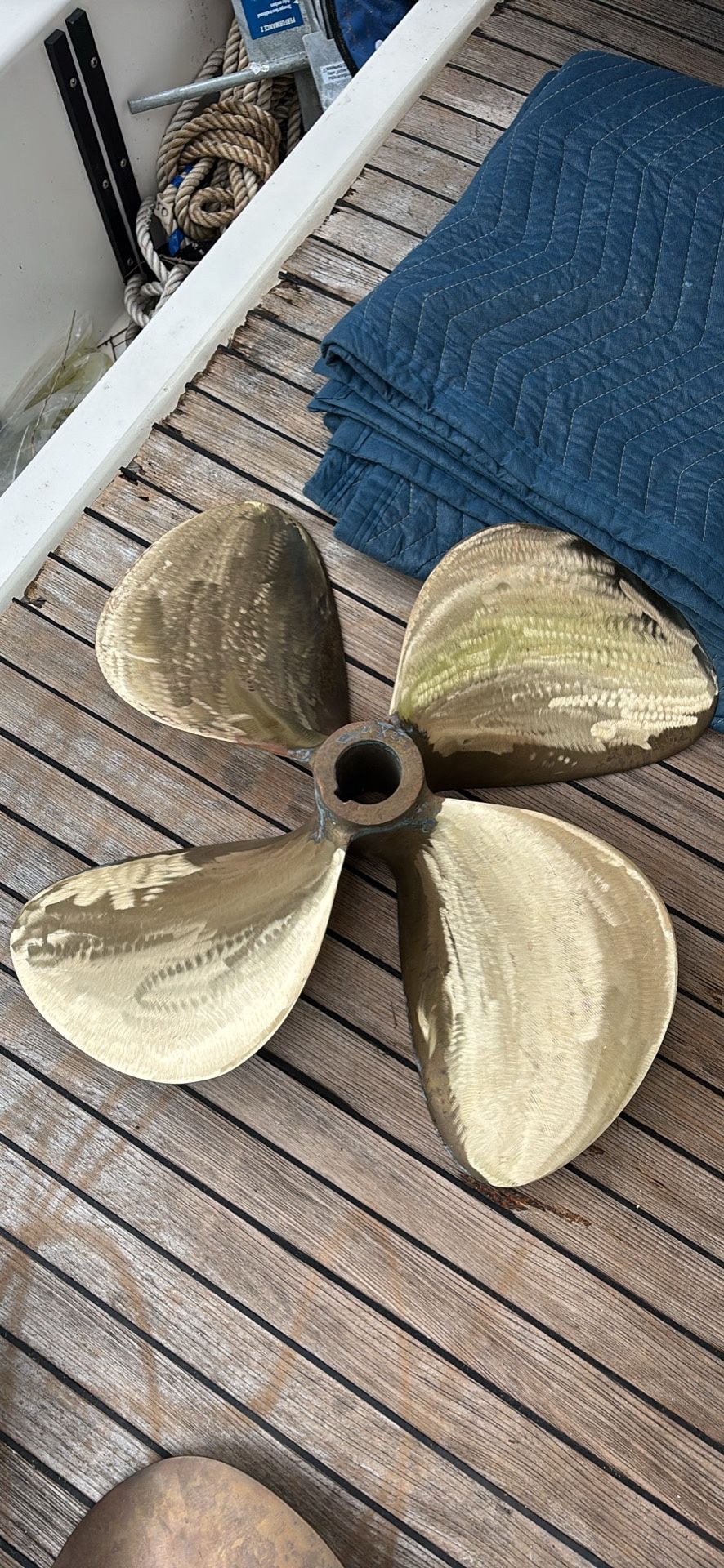 4 Blade Propeller, Left And Right