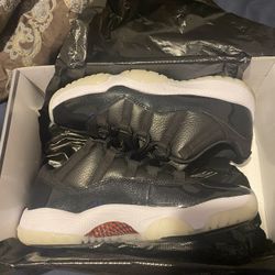 Jordan 11 ( 72-10 ) Low Size 9.5