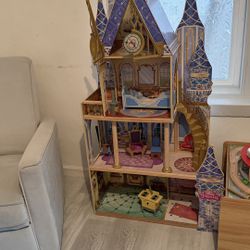 Girls Large Princess Dollhouse Beauty And Beast 