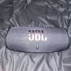 JBL CHARGE 5