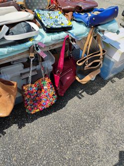 Mixed Lot of Women's Handbags