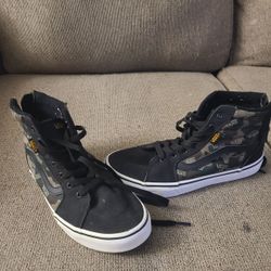 Grade School Kids Vans Size 5