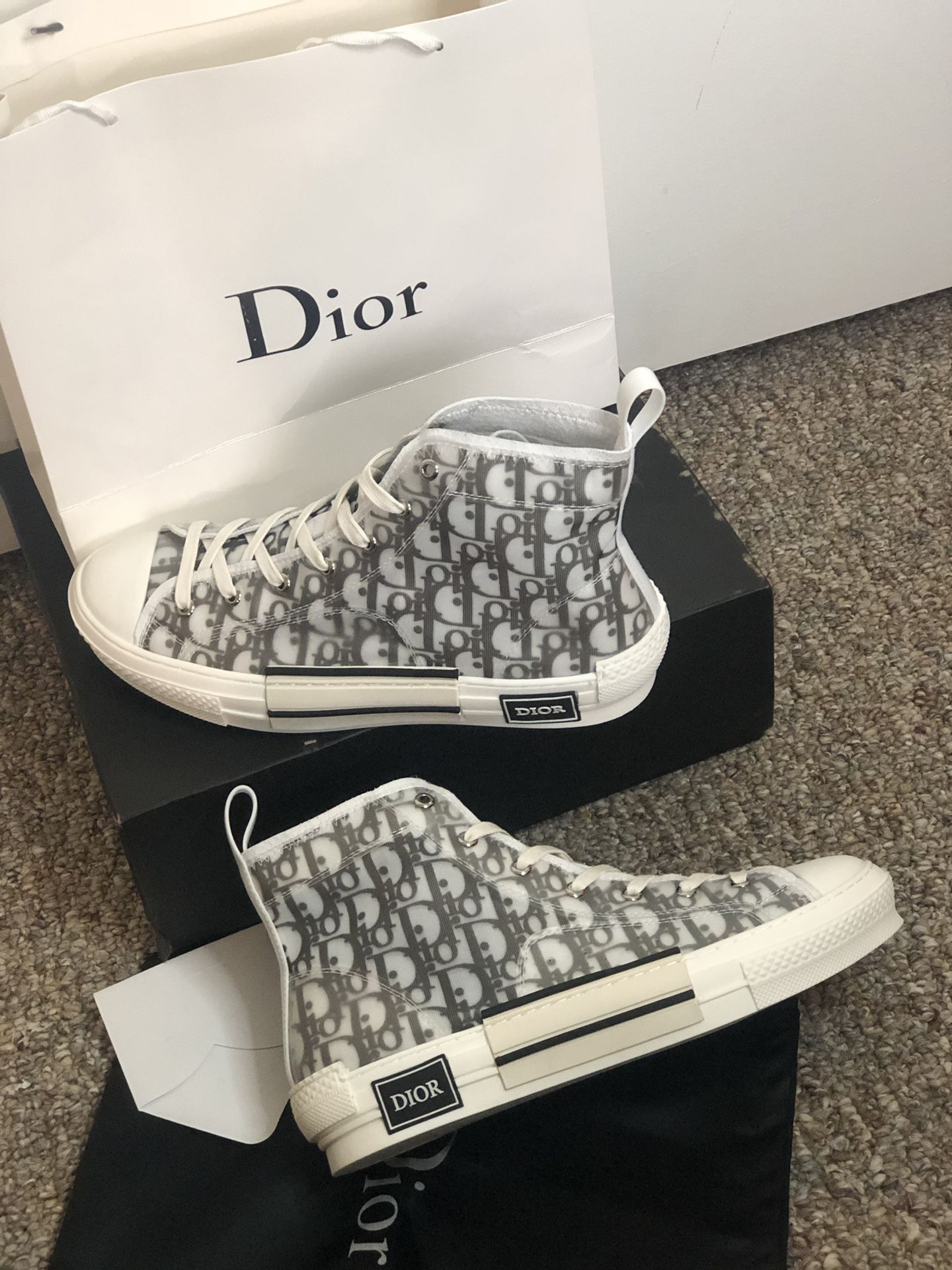 B23 high top sneaker in Dior Oblique, Size 44 EUR and 11 US