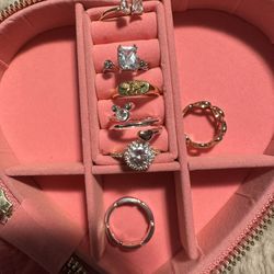 Rings & necklaces 