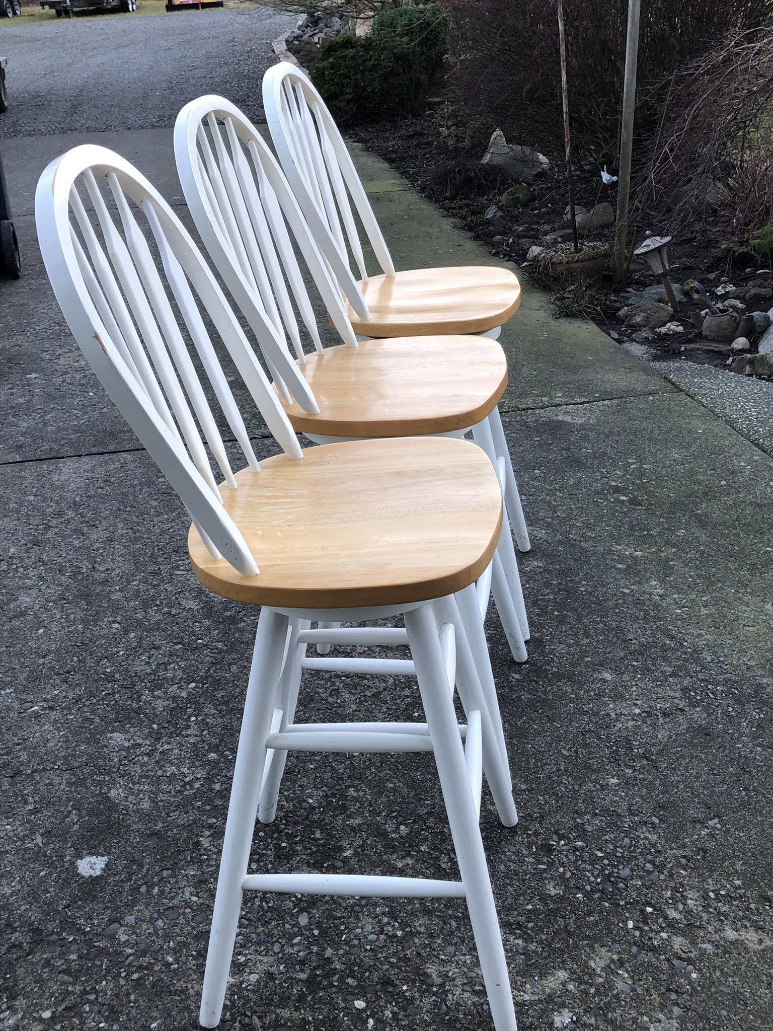 Country White Bar Stools
