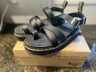 Dr. Martens Avry Sandals