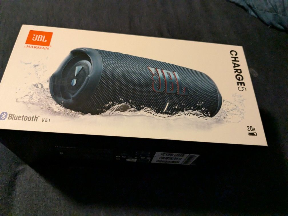 JBL Charge 5 Portable Bluetooth Speaker System - Blue