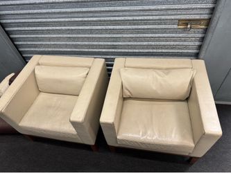 Authentic Ferragamo furniture 🪑