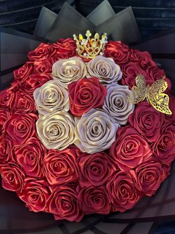 A bouquet Fit for a Queen 👑
