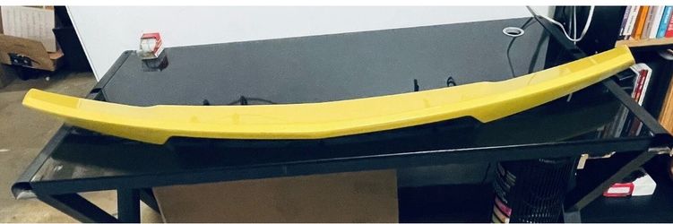 2014-2018 CHEVY CORVETTE C7 REAR SPOILER YELLOW OEM