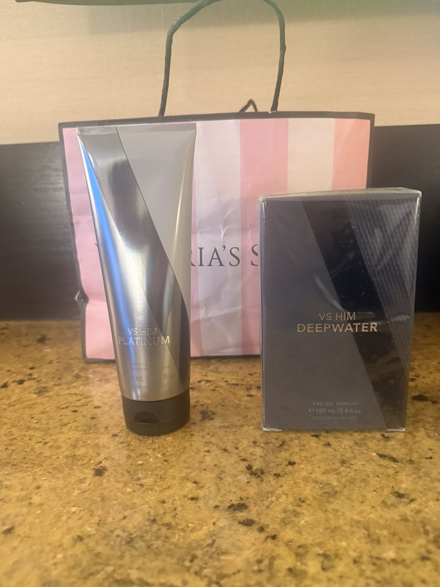 Victoria Secret vs him Platinum Deep Water Y Body Lotion Men
