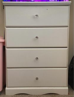 White 4 drawer dresser