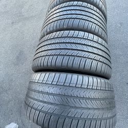 255/40/R20 101Y MICHELIN PILOT SPORT ALL SEASON 4