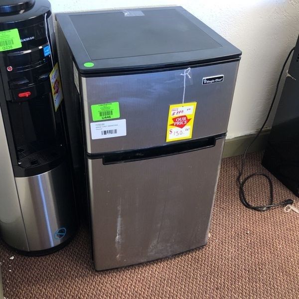 Magic Chef Mini Fridge JUDO