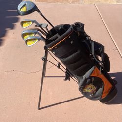 Junior SpongeBob Golf Clubs And Bag