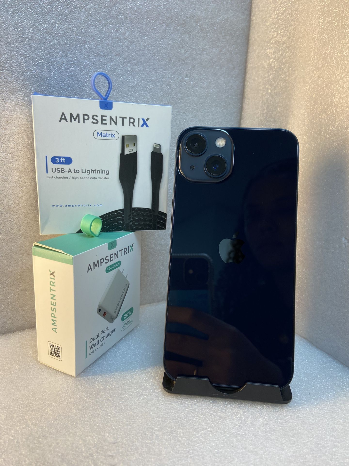 iPhone 13 128GB Unlocked - Potranco Location 