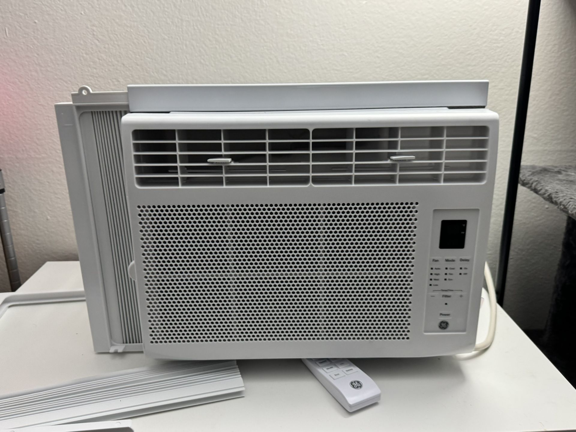 GE Window AC unit