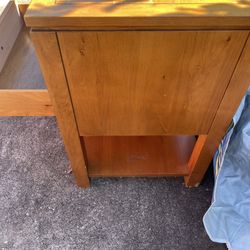 KinCaid Furniture  27.5/26/19