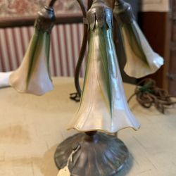 Tiffany Style Lily Lamp 