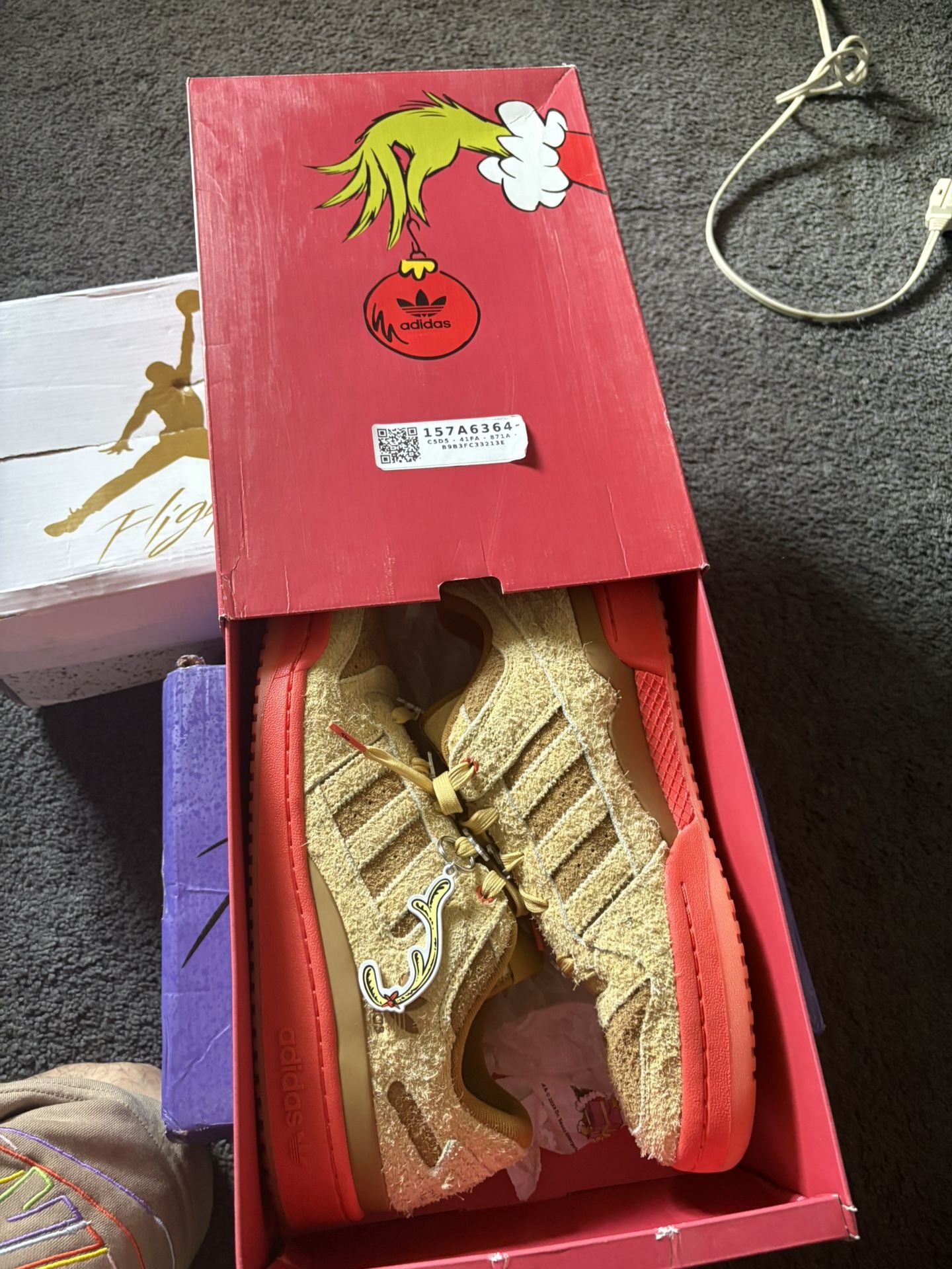 adidas’s grinch max edition