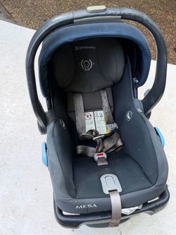 Free Uppababy Mesa Car seat with base