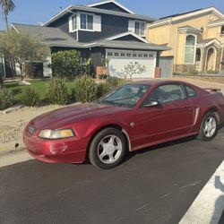 Ford Mustang 2004 