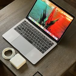 13” MacBook Pro 2.9GHz (2016) 8gb/256gb 